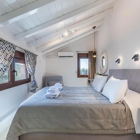Holiday home Amaryllis In Skopelos